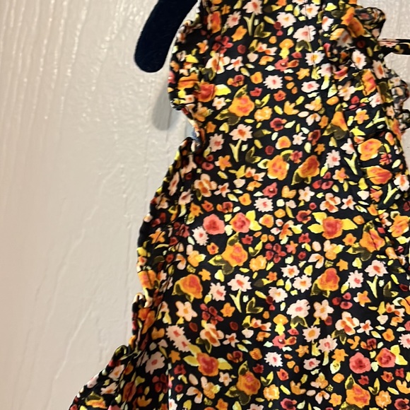 Lauren Conrad floral blouse - Picture 2 of 4